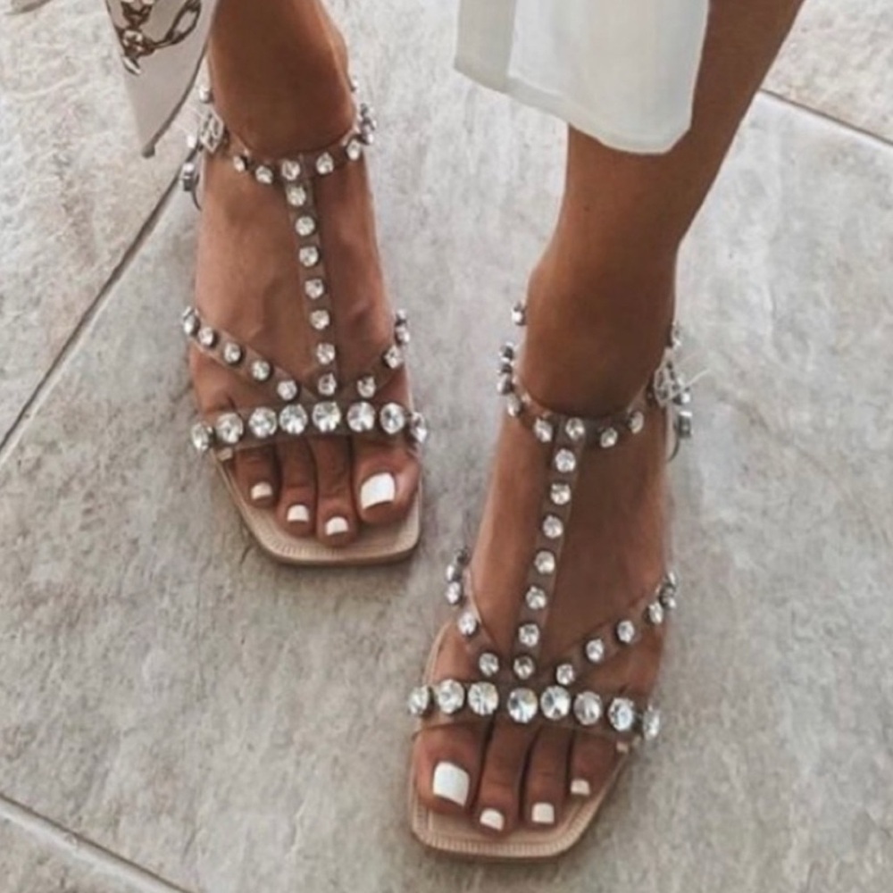 Jeffrey Campbell Clear and Silver Sandals with crystal Embellishments size 6